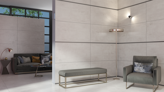 Matinis akmens masės paviršius, neslidžios plytelės R9, atsparios klimato pokyčiams, kreminės spalvos.