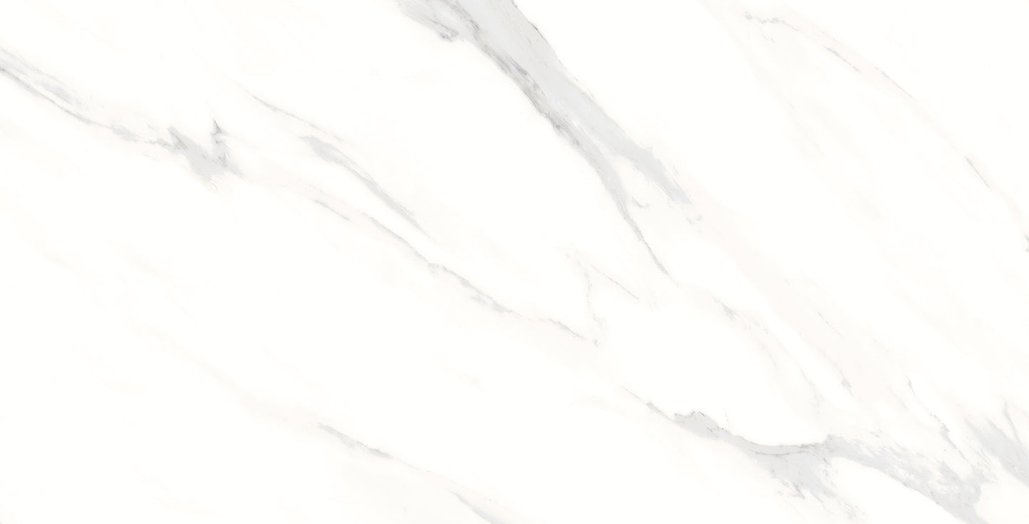 Poliruoto paviršiaus, akmens masės plytelė, balta, su pilkais raštais, atspari karščiui ir šalčiui, tinka terasoms ir lauko zonoms